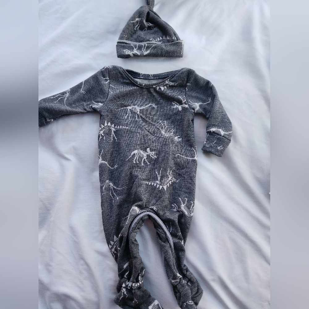 Gray Dinosaur Skeleton Print Kids One Piece Bundle